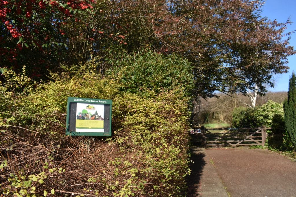 The entrance to Hill Rise